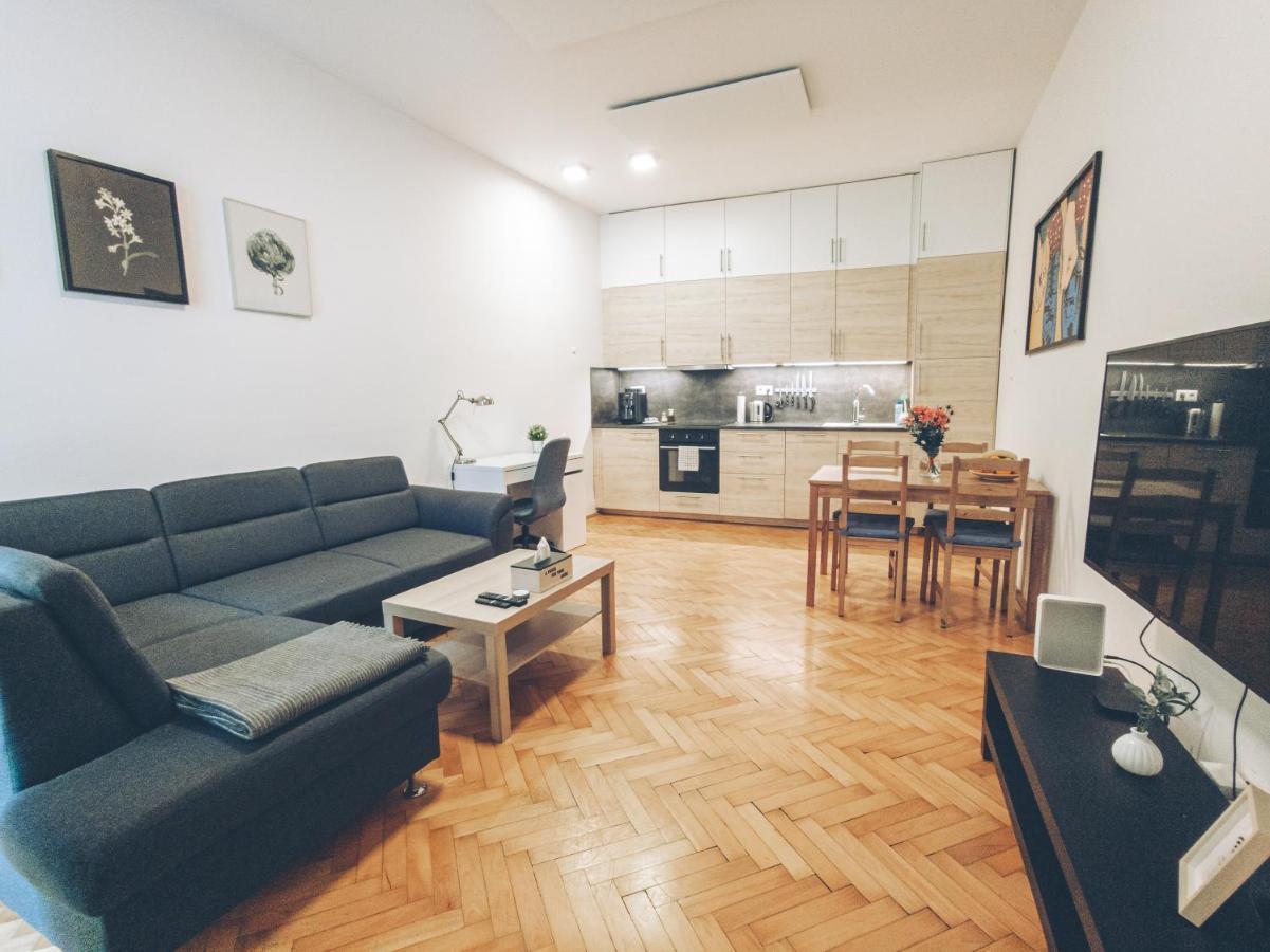 Oltec Apartment Брно Екстер'єр фото