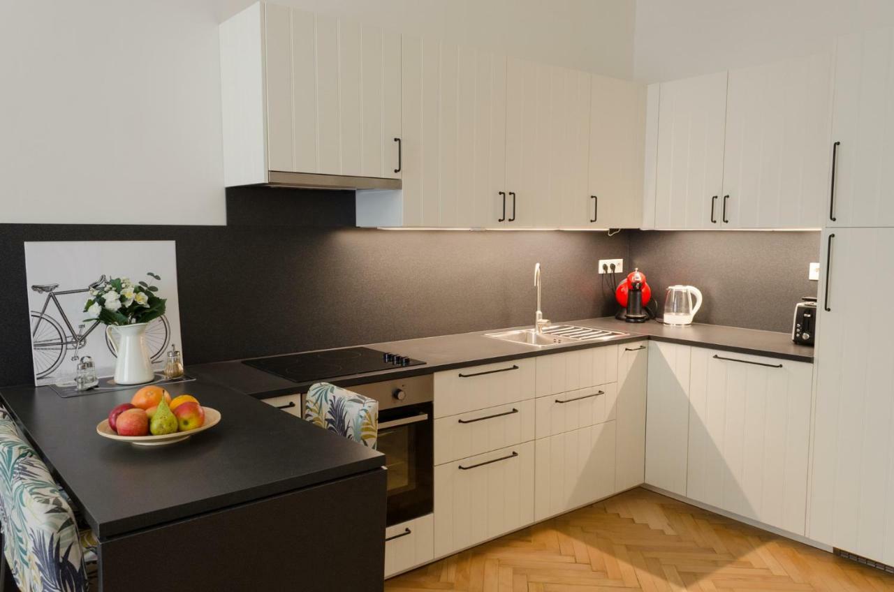 Oltec Apartment Брно Екстер'єр фото
